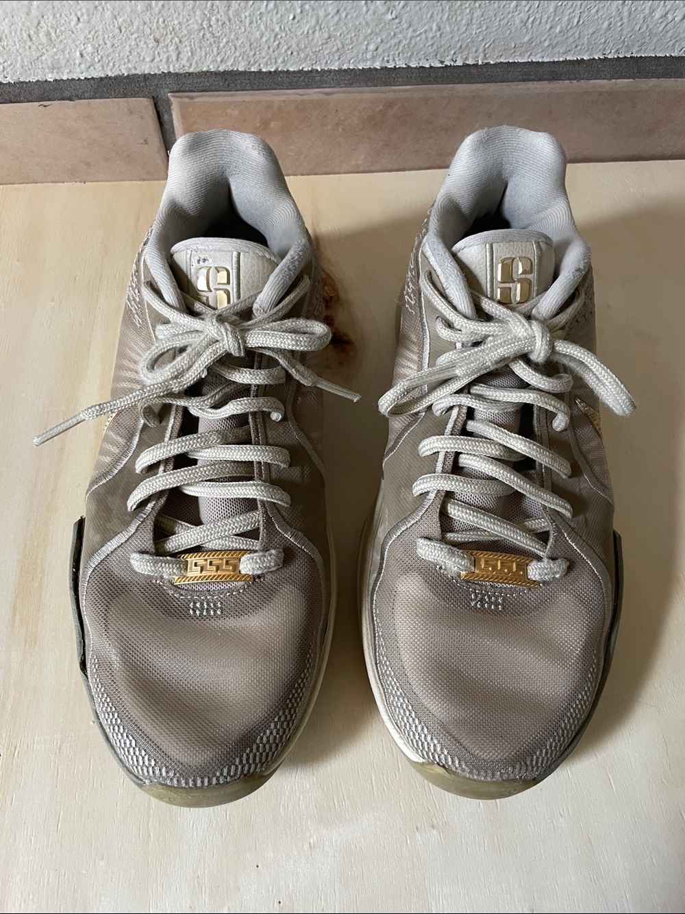 Nike Sabrina 2 Wmns 8/Men’s 6.5 - Picture 3 of 8